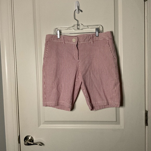 Loft Seersucker Pink and White Shorts - Picture 1 of 7